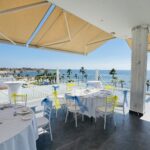 Sea-view wedding reception tables, Paphos / Tengerre nezo eskuvoi asztalok, Paphos / Τραπεζια δεξιωσης με θεα θαλασσα, Παφος